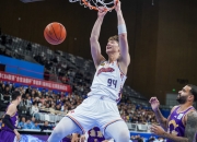 爱游戏网页版-掘金完胜辽宁队，王哲林状态火热