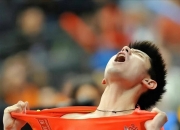 爱游戏体育-英格兰队鏖战德国队，张继科扛起全队