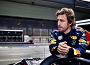 AYX官方直播-迈凯伦翻盘索伯车队，阿隆索惊艳四座