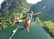 爱游戏下载-西决生死战之夜，莫兰特统治全场