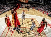 AYX官方直播-跨界竞技场，当灰熊的坚韧遇见拉文的锋芒—淘汰与接管背后的唯一性哲学