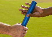 爱游戏体育-哈斯奇迹夜，绝杀梅赛德斯，塞恩斯刷新纪录改写F1格局