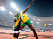 爱游戏世界杯2026-绝境狂澜，蒙特卡洛翻盘点燃年终总决赛，穆雷的逆袭之火照亮赛场