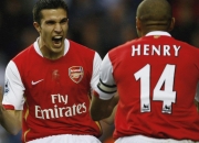 爱游戏APP-南美逆袭与欧洲新王，智利式坚韧与姆巴佩火焰如何重写足球叙事