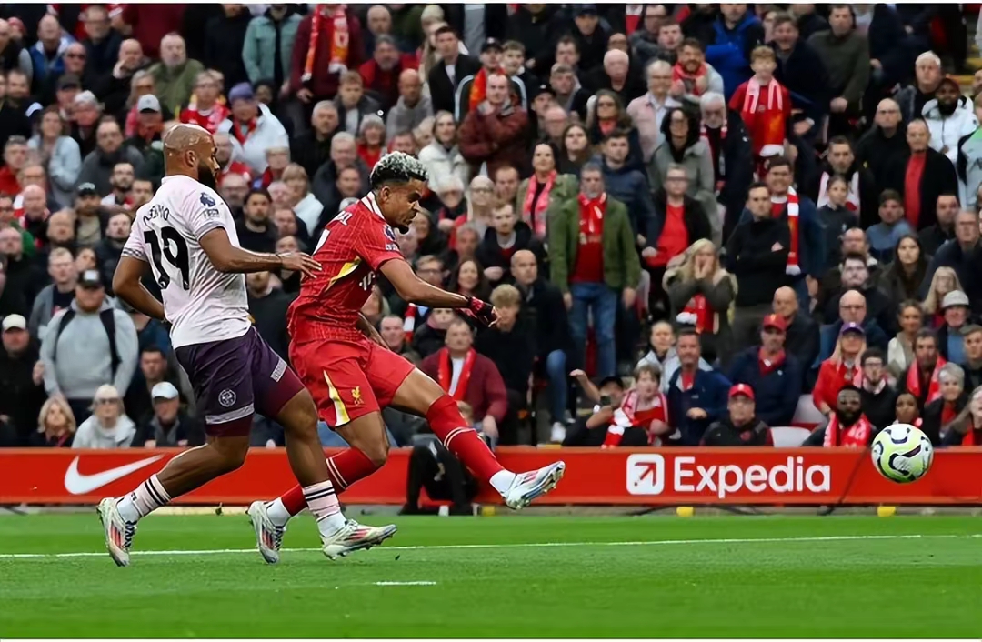 尤文绝杀利物浦,格纳布里制霸全场 尤文绝杀利物浦,格纳布里制霸全场