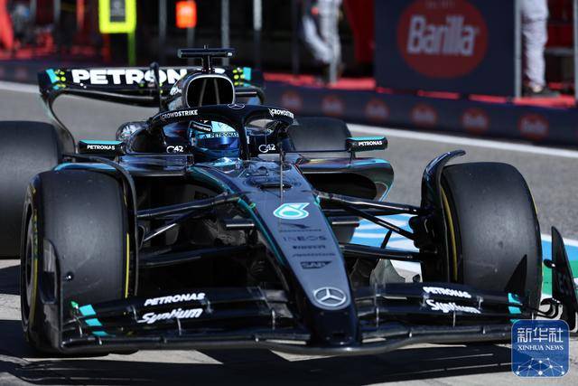 索伯车队完胜威廉姆斯，拉塞尔扛起全队