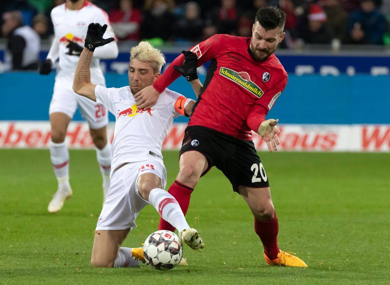 弗赖堡客场大胜,登上德甲积分榜前列 弗赖堡客场大胜,登上德甲积分榜前列