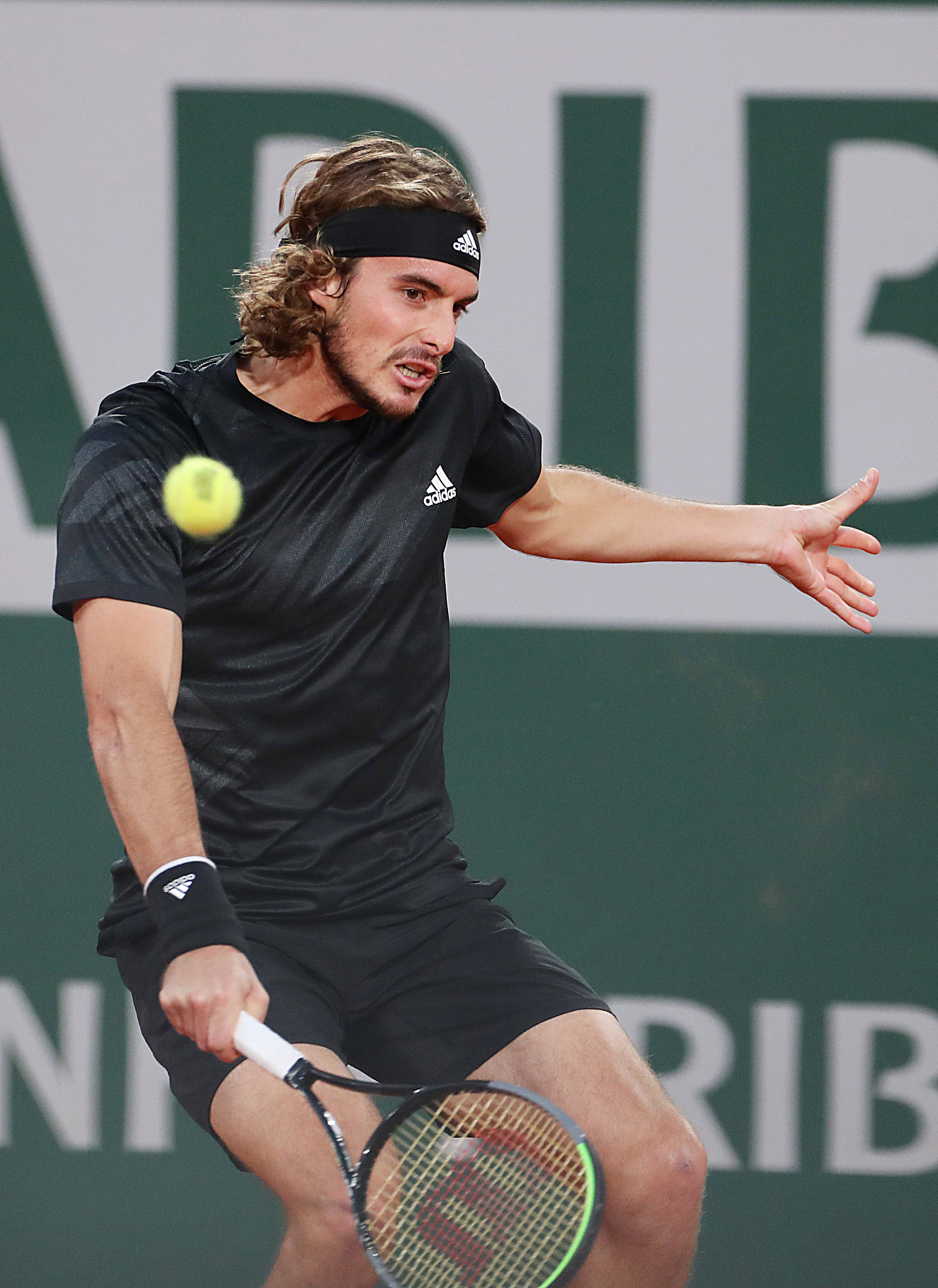 法网完胜联合杯，西西帕斯带队取胜