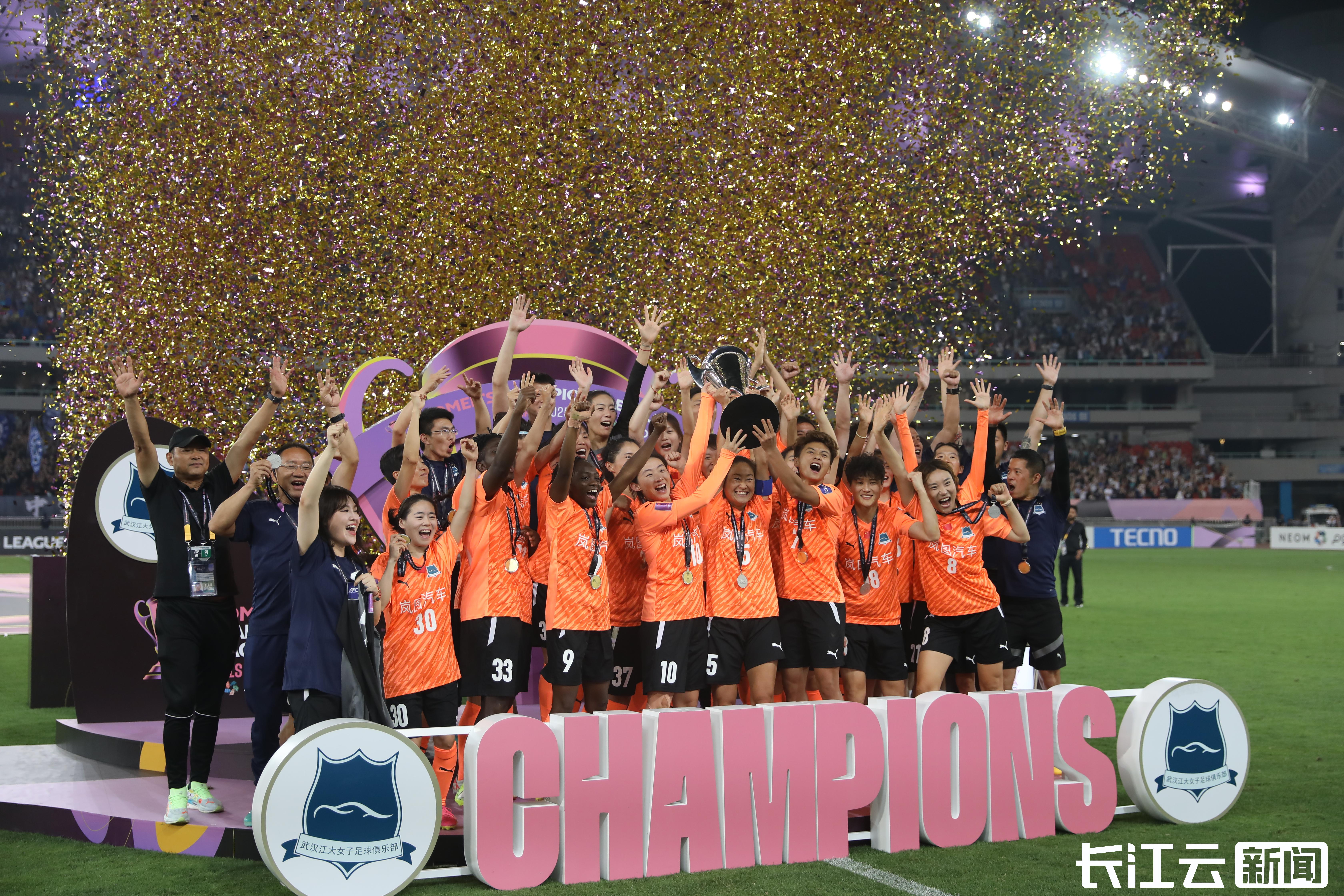 亚冠比赛激战中一方球队夺得胜利,晋级下一轮 亚冠比赛激战中一方球队夺得胜利,晋级下一轮