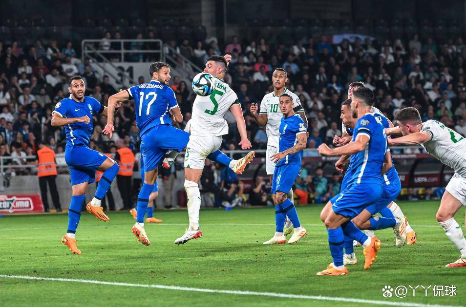 苏格兰队在比赛中取得胜利晋级