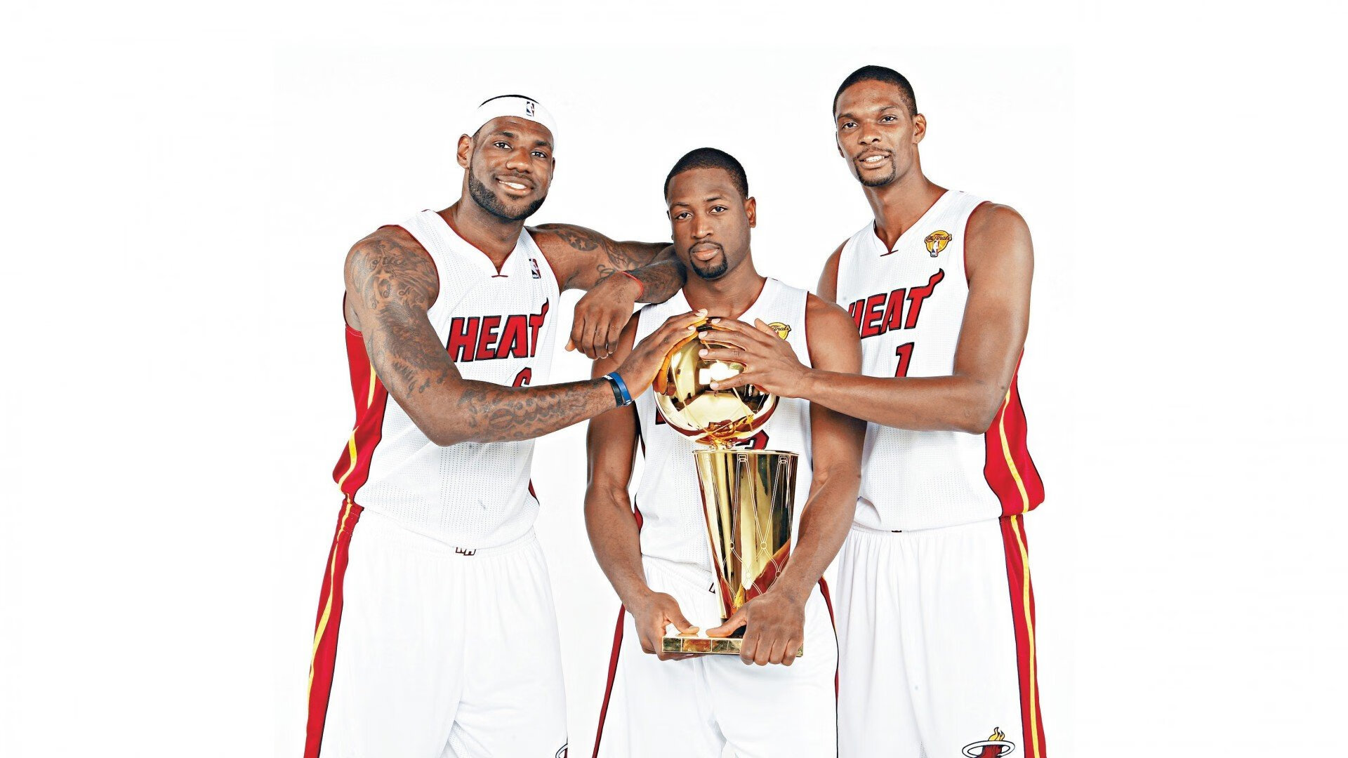 从阿尔及利亚到尼斯，马丁内斯，用实力跨越争议的足球证道者